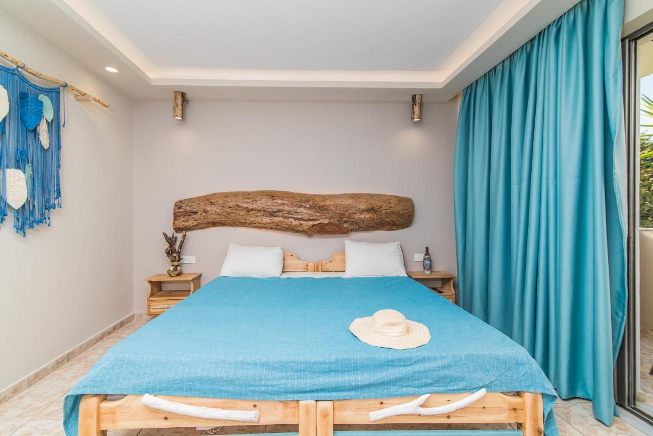 Iniohos Zante &